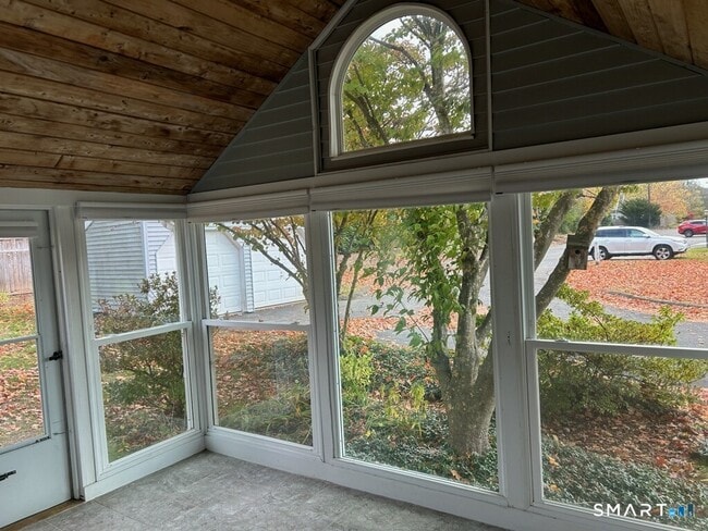 Photo - 140 Flagg Rd