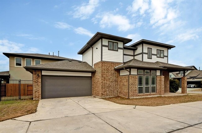 Photo - 8003 Orizzonte St