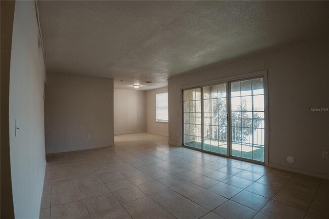 Photo - 4162 Versailles Dr Unit 4162D