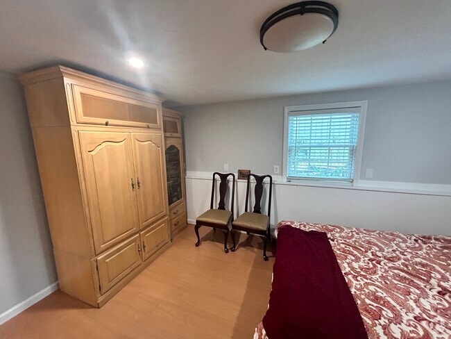 Building Photo - 11 Fairweather Dr Rental