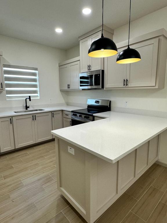 Photo - 2100 E San Andrea St