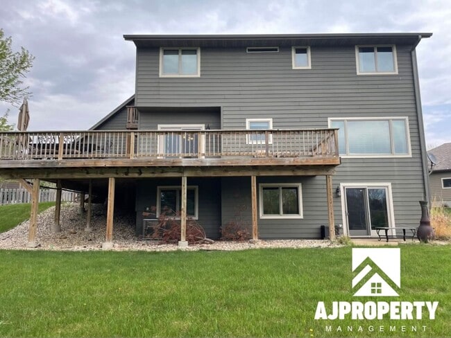 Photo - 3105 S Dawley Cir