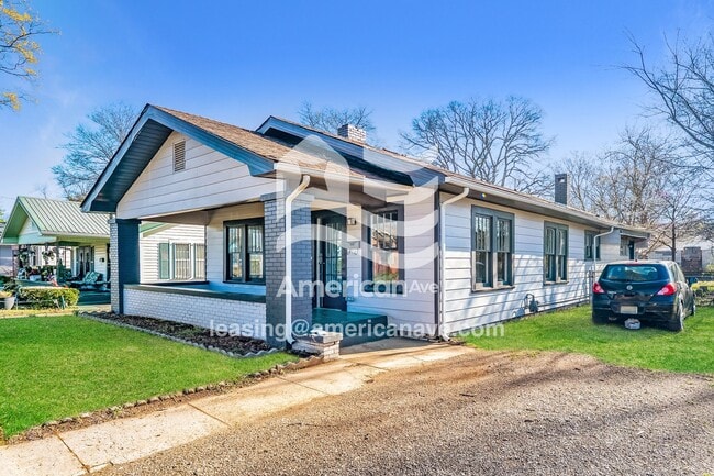 Photo - 5309 Avenue Q