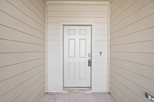 Photo - 21500 Rustic Elm Dr