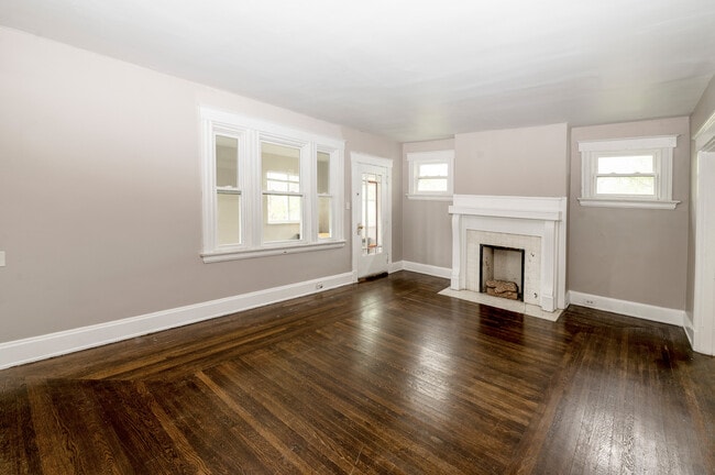 Photo - 1539 Burdette Ct Apartment Unit 1539