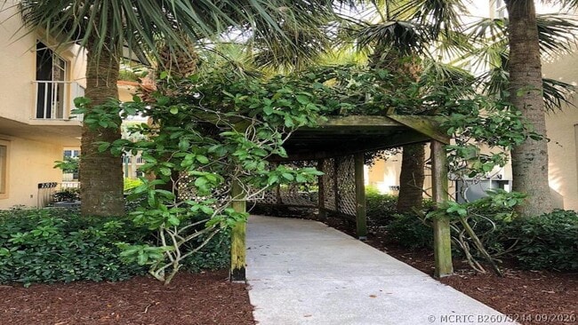 1139 Town Center Dr Unit 25