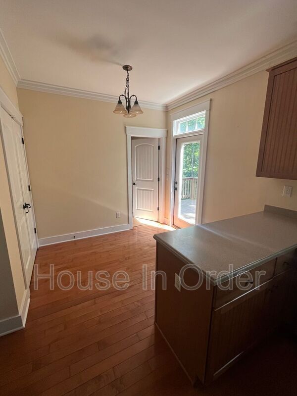 Photo - 129 Aurora Dr