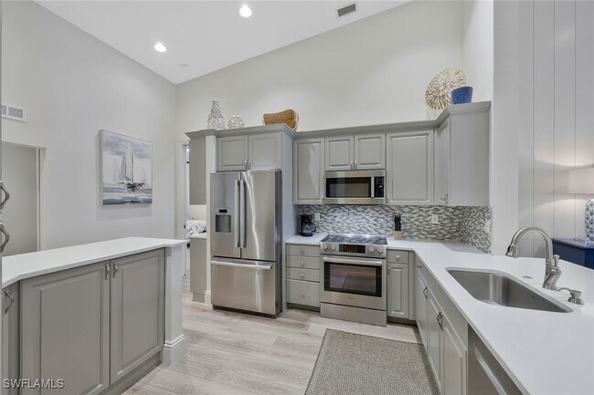 Photo - 831 Sailaway Ln Unit 203