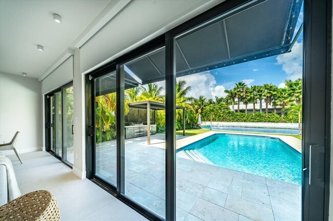 Photo - 7610 Bayside Ln