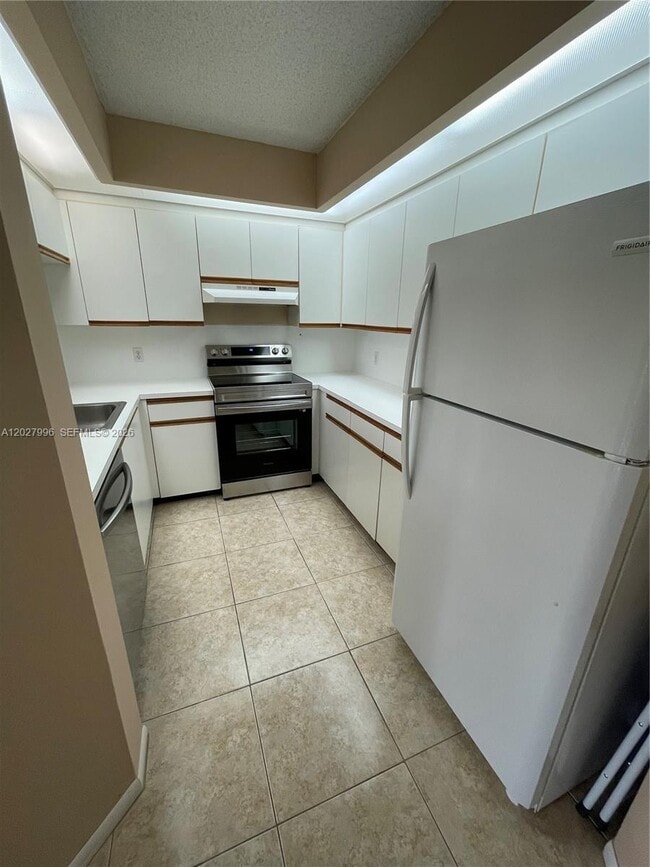 Photo - 12800 SW 7th Ct Unit 304G