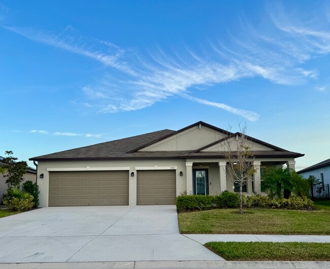 Photo - 5505 Olano St