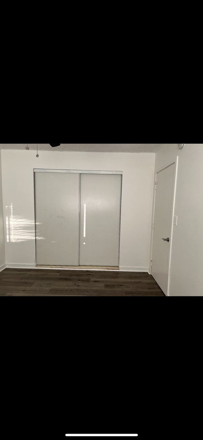 Photo - 1348 W 92nd St Unidad 3