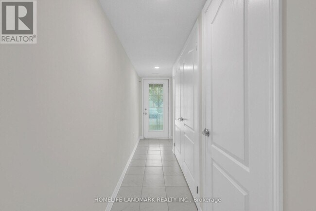 Photo - 6 Spencer Blvd