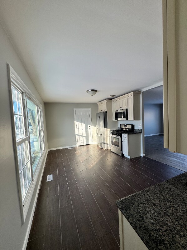 Photo - 1490 Highland Blvd