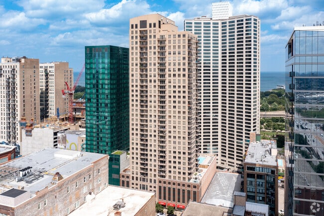 Photo - 1111 S Wabash Ave