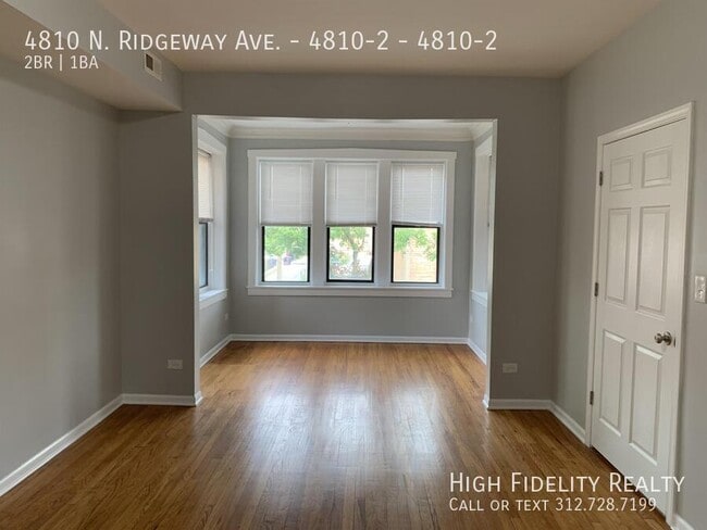 Photo - 4810 N Ridgeway Ave Unit 4810-2