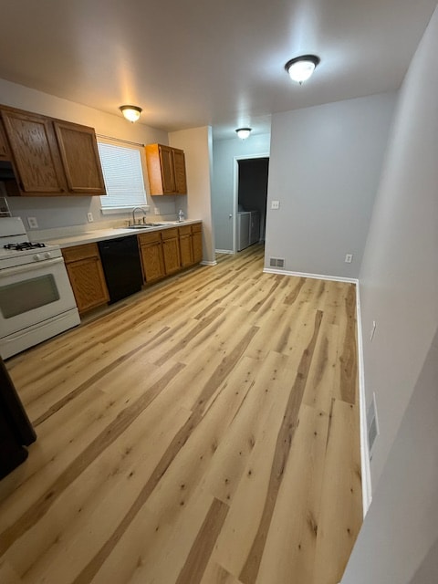 Photo - 28913 Annapolis Ave