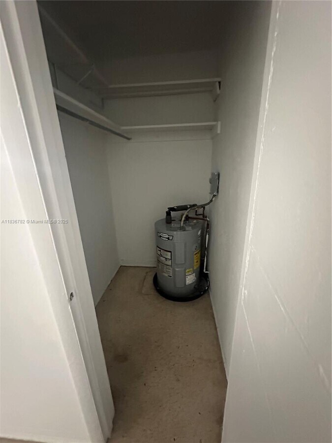 Photo - 166 W 9th St Unit 4