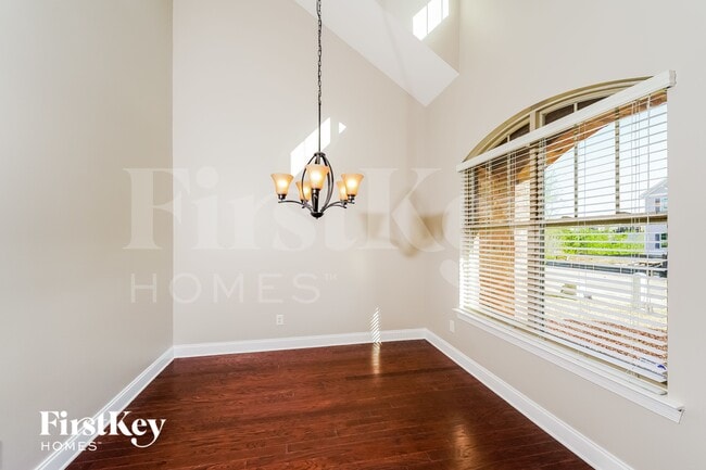 Photo - 506 Blackberry Glenn