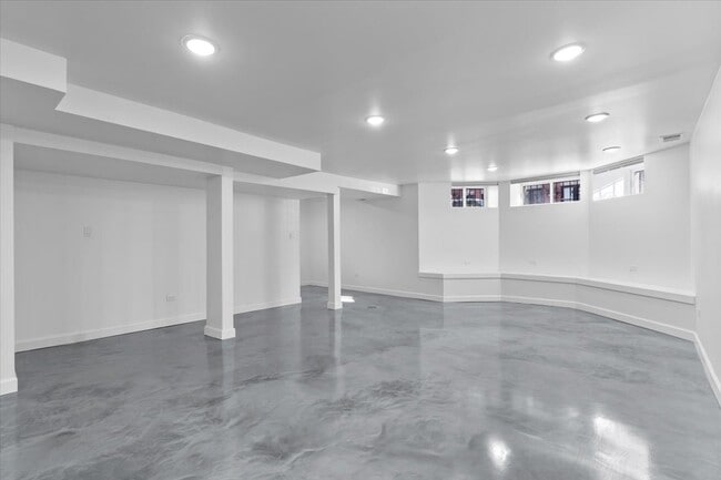 Photo - 722 S Laflin St Unit G