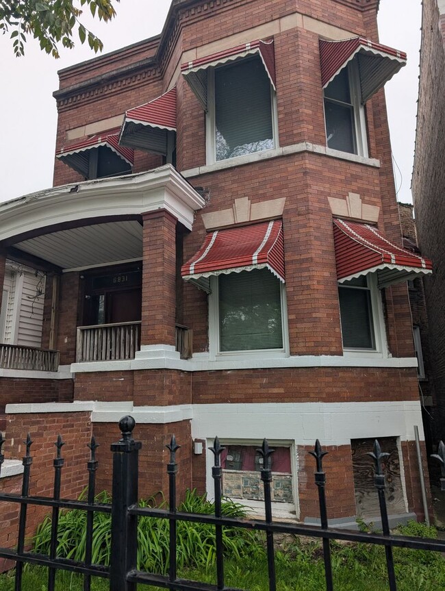 Building Photo - 6831 S Ada St Unit 6831-2 Rental