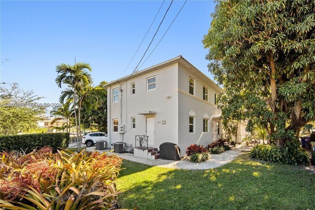 Photo - 685 SW 19th Rd Unidad A