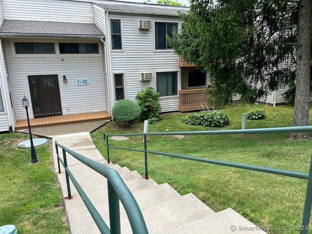 4 Woodland Dr  