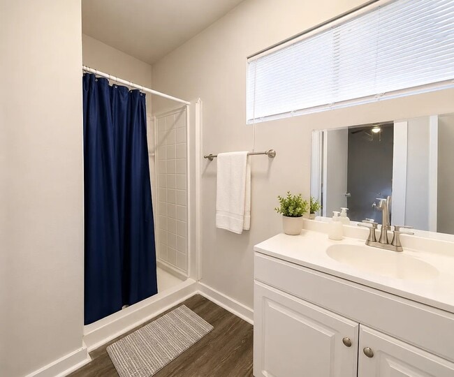 1409 Moore St Unit 1