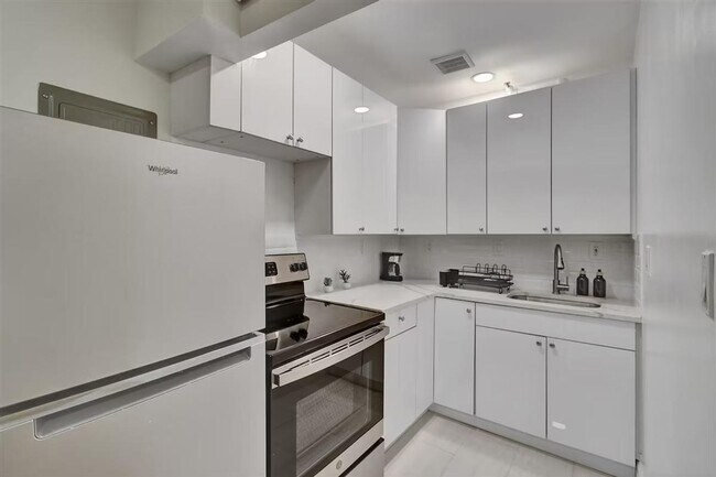 Photo - 179 E 102nd St Unidad SI ID1473163P
