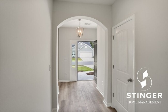 Photo - 103 Grange Ln