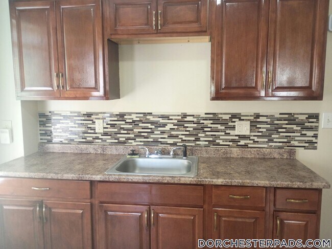 Photo - 53 Woolson St Unit 3
