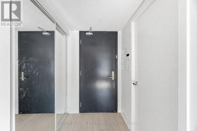 Photo - 955 Bay St. Unit 2905