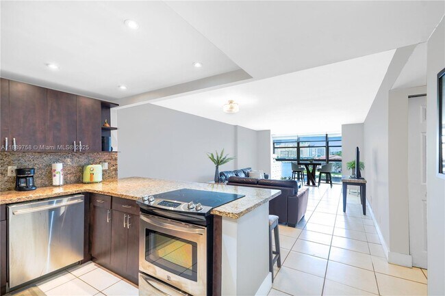 Photo - 200 Leslie Dr Unit 526