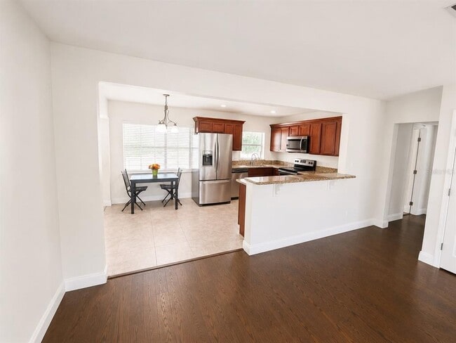 Photo - 616 Ellendale Dr