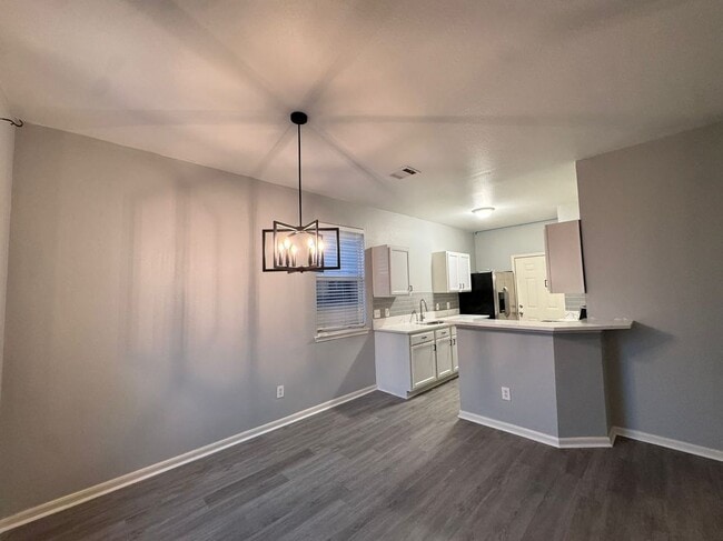 Photo - 6427 Waldron Cir