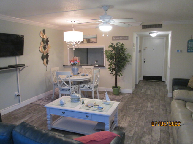 Large Living/Dining Room - 2020 N Atlantic Ave Apartment
