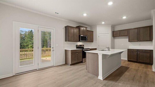 Photo - 94 Hughes Pl Dr