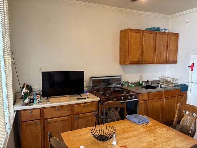 Photo - 3053 N Elbridge Ave