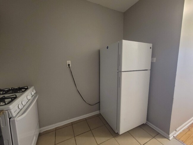 Photo - 3725 W Grand Ave Unit 2S