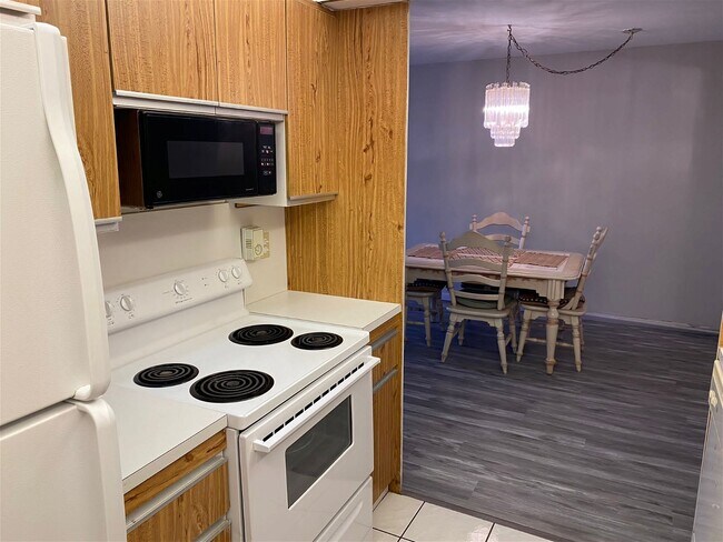 Photo - 2301 Lucaya Ln