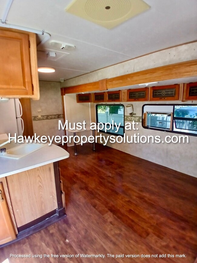 Photo - 414-4D2 Senate St