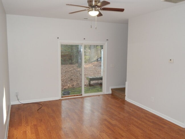 Photo - Wilshire Townhouse