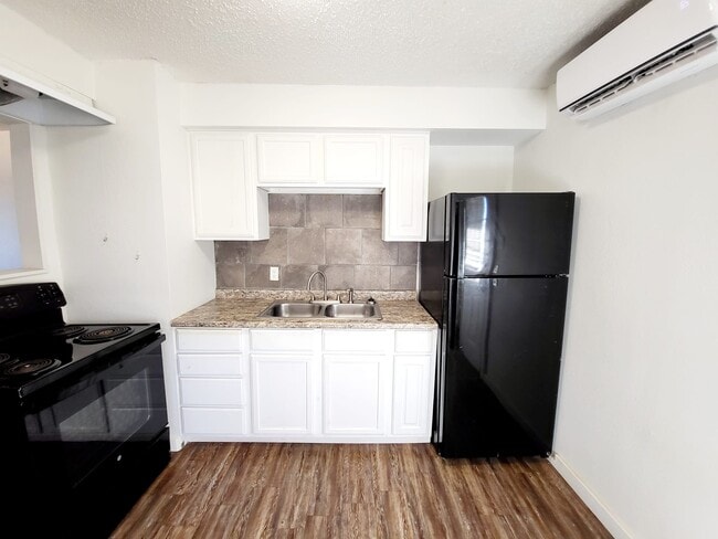 Photo - 1504 Sycamore St Unit B