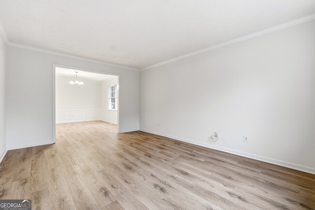 Photo - 2950 Flintrock Way