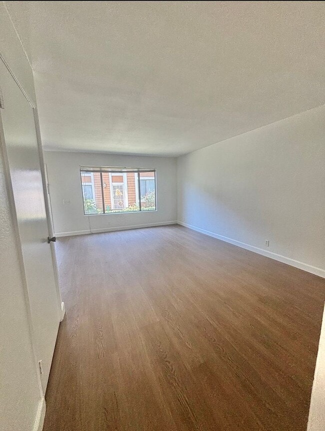 Photo - 2 bedroom 1.5 bath condo in Cedar Glen Unit 320 -
