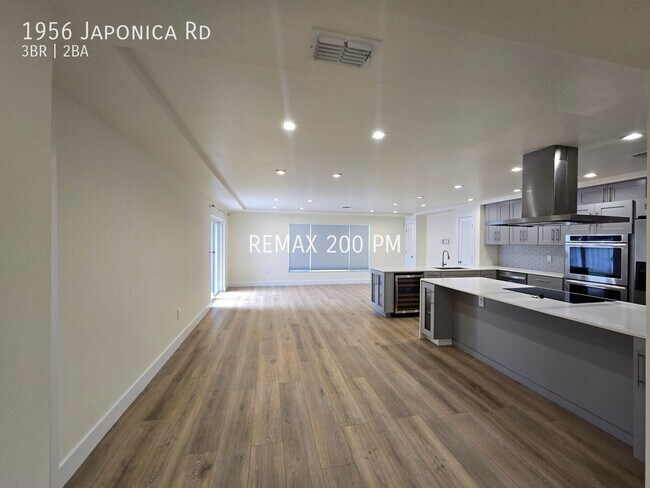 Photo - 1956 Japonica Rd