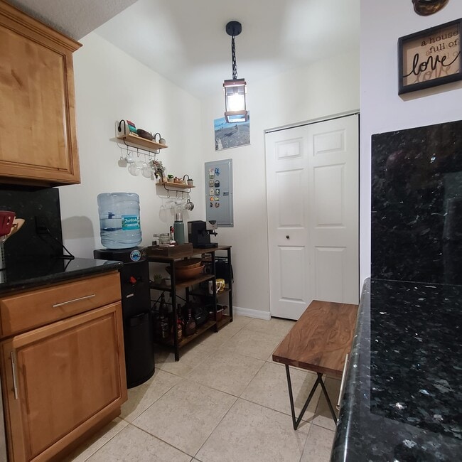 Photo - 3530 SW 22nd St Unidad 710