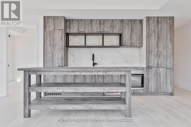 Photo - 505 Richmond St W Unité 806