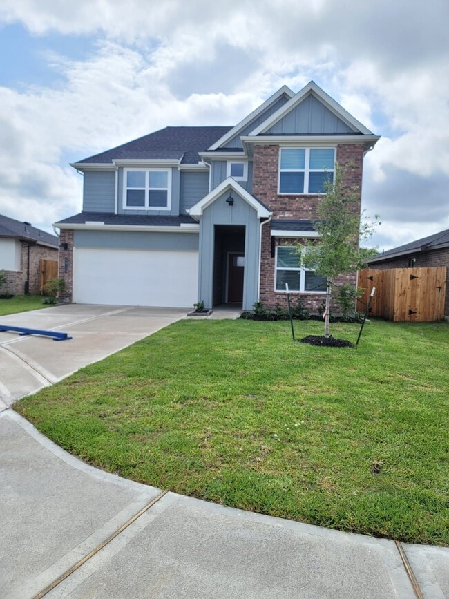 Building Photo - 4915 Pne Hvn Ln