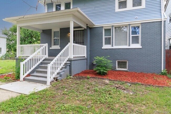 Photo - 120 Woodland St